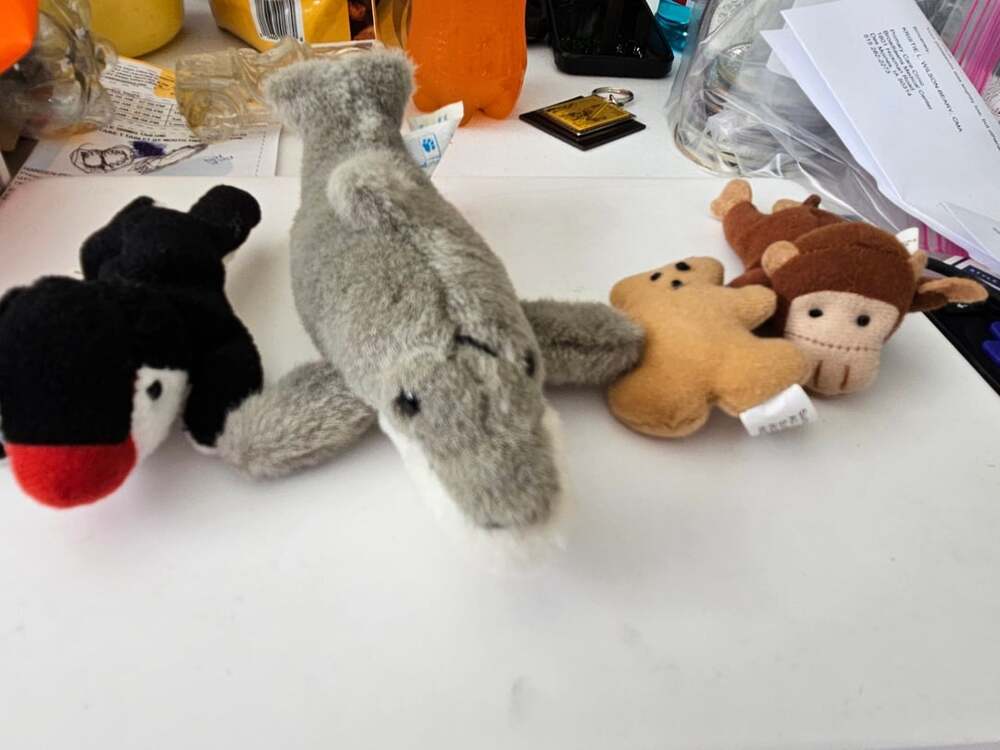 Lot Of 4 Small Ocean Animal Plush Finger Puppets